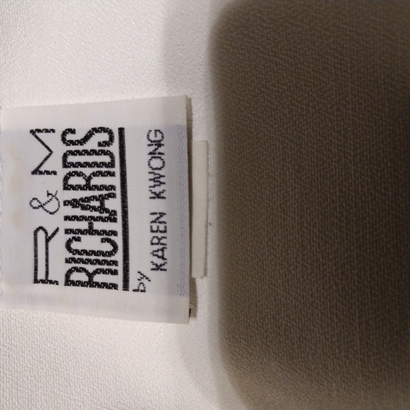 Elegant white jacket - Picture 10 of 11